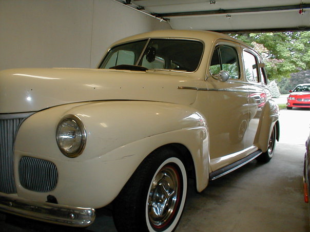1941 Ford Sedan